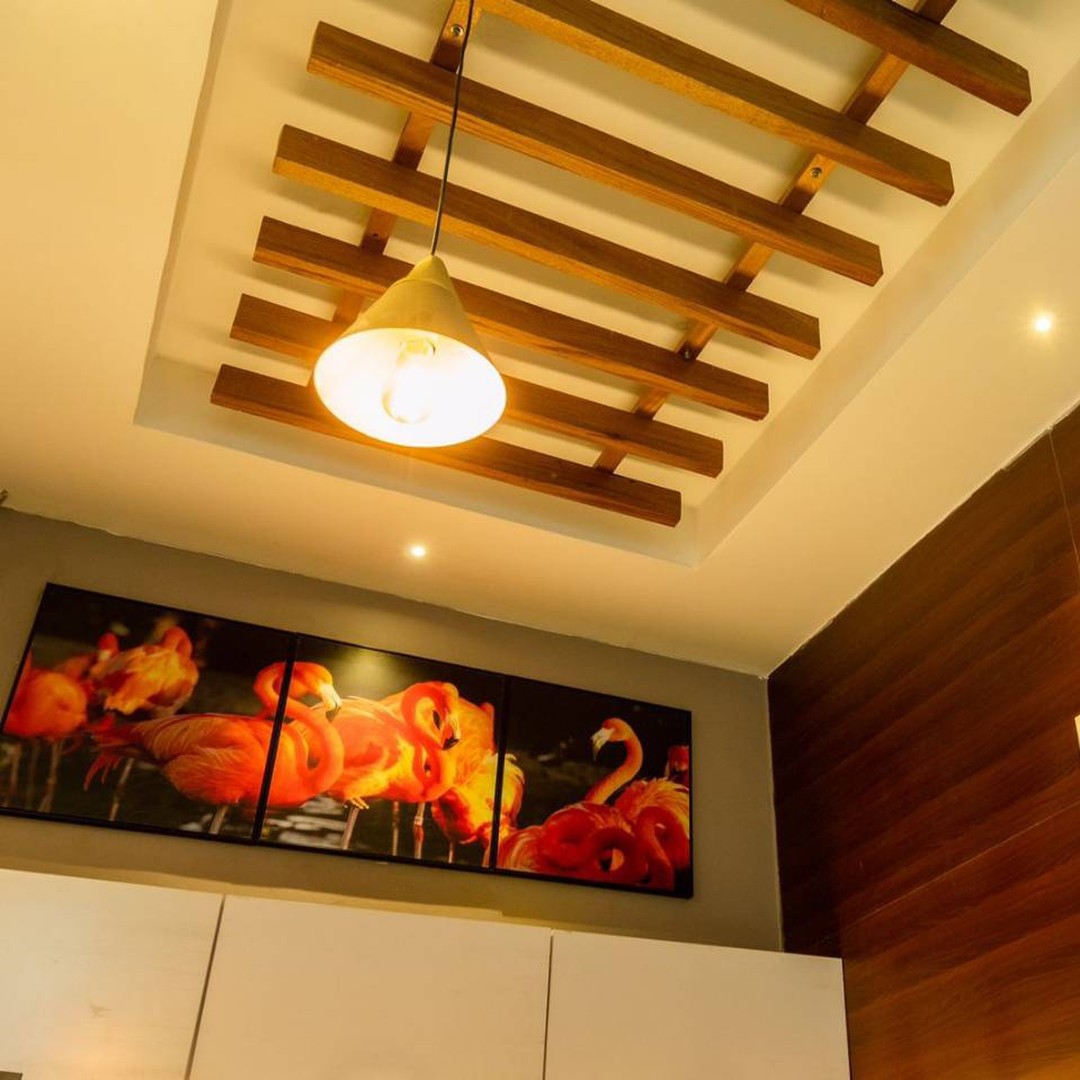 Decorative wooden slat ceiling pendant light